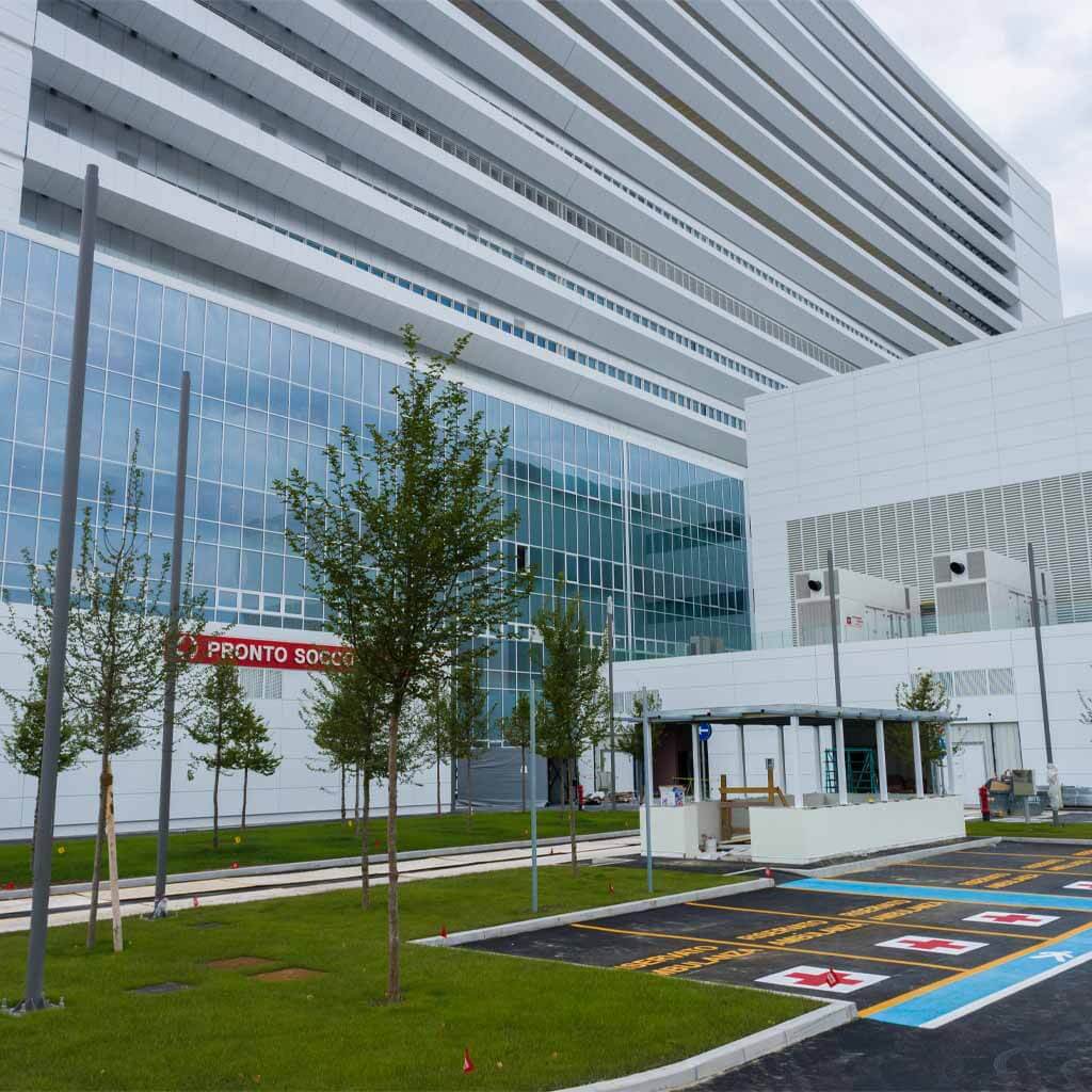 Ospedale Galeazzi - Sant’Ambrogio (Галеацци-Сант’Амброджио)