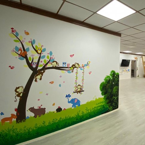 Accesibilidad, inclusión y calidad de los servicios sanitarios básicos para menores en la provincia de Duhok y la llanura de Nínive