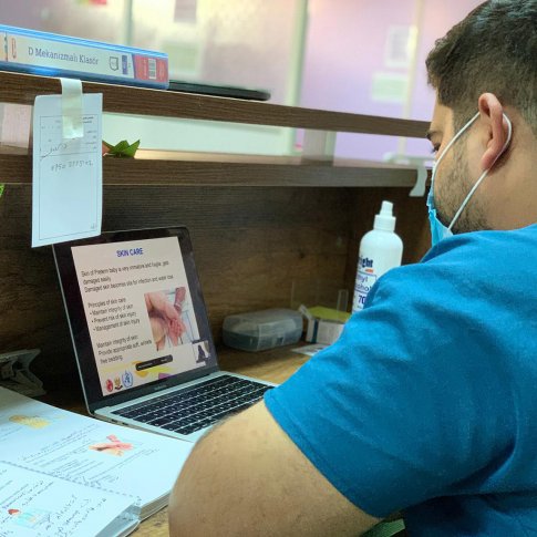 Передача передового опыта в области неонатальной и детской реанимации 