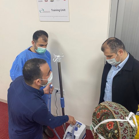 Укрепление HRH (человеческих ресурсов для здравоохранения) в провинции Духок