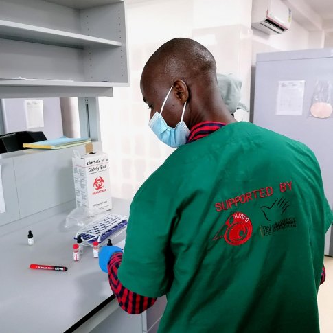 Creación del primer Centro de Transfusión de Sierra Leona