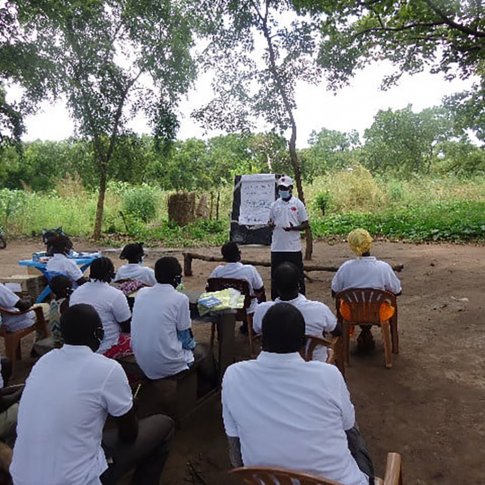 Реагирование на вызванные COVID-19 чрезвычайные ситуации в Западном Бахр-эль-Газале путем укрепления 6 отдаленных медицинских центров
