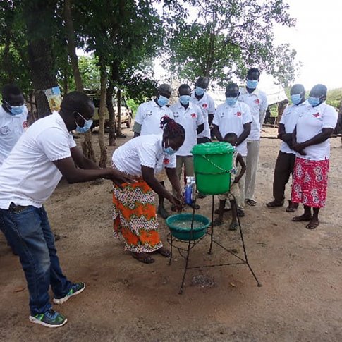 Реагирование на вызванные COVID-19 чрезвычайные ситуации в Западном Бахр-эль-Газале путем укрепления 6 отдаленных медицинских центров